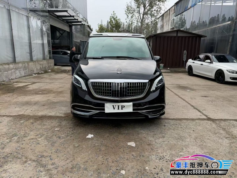 24年奔驰威霆轿车抵押车出售