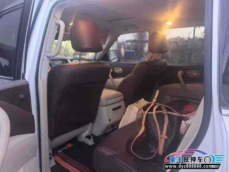 18年日产途乐轿车抵押车出售