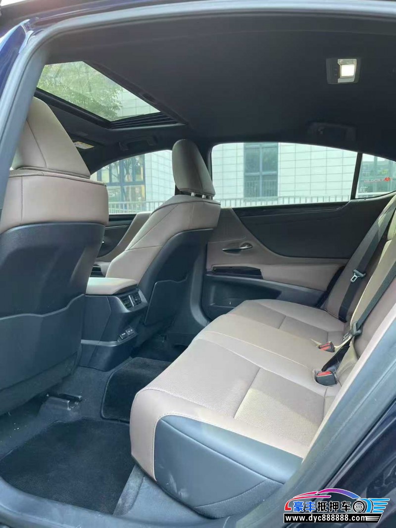 24年雷克萨斯ES轿车抵押车出售