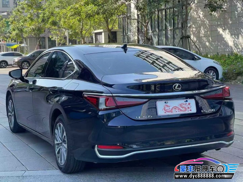 24年雷克萨斯ES轿车抵押车出售