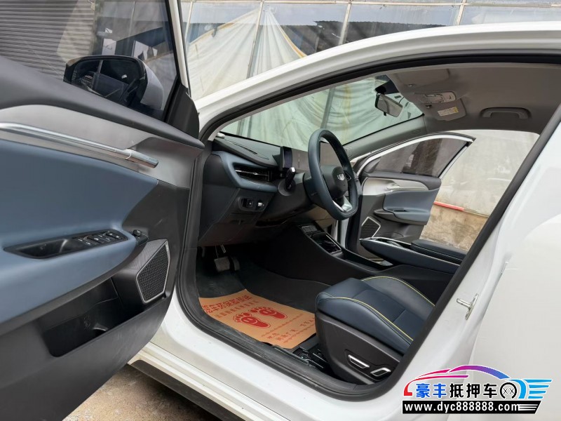 24年吉利几何轿车抵押车出售