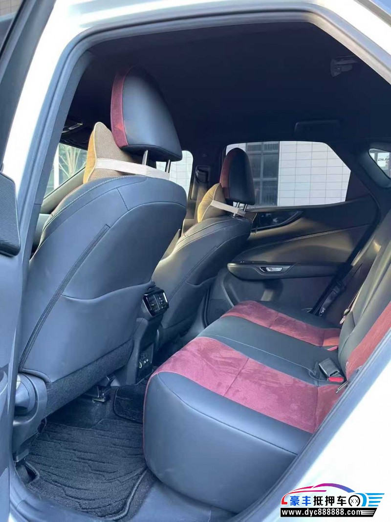 23年雷克萨斯NX轿车抵押车出售