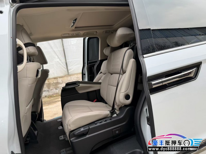 24年本田艾力绅轿车抵押车出售