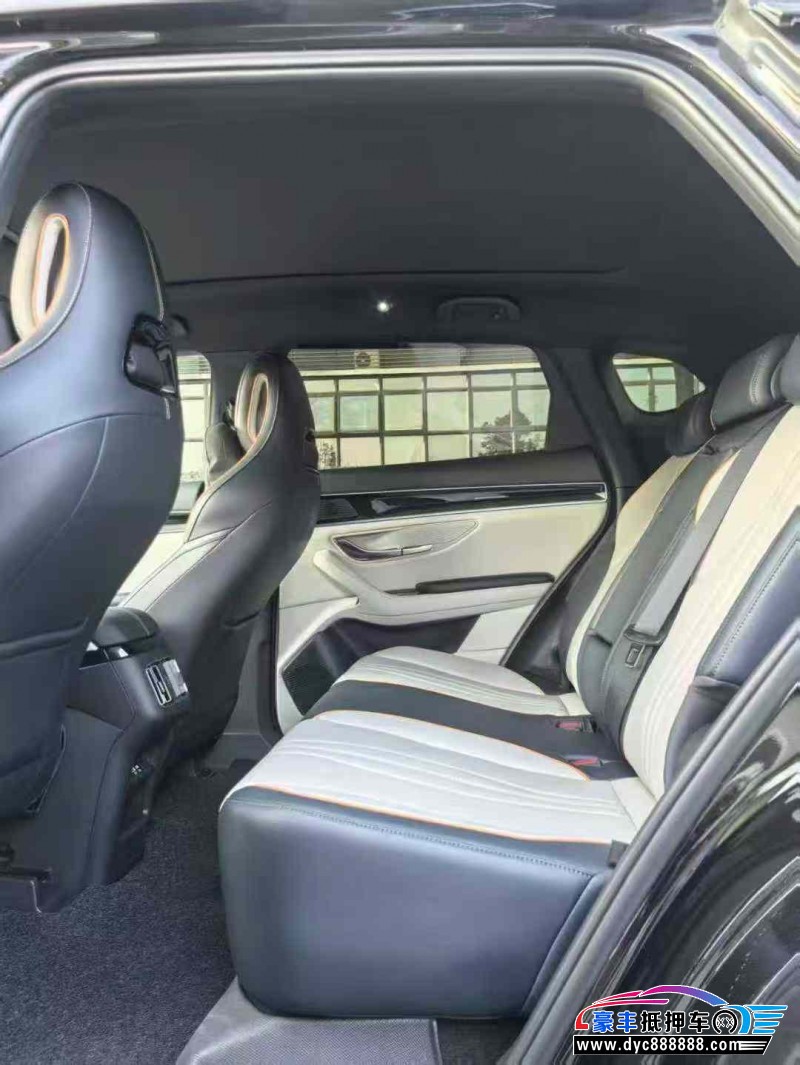 24年比亚迪宋轿车抵押车出售