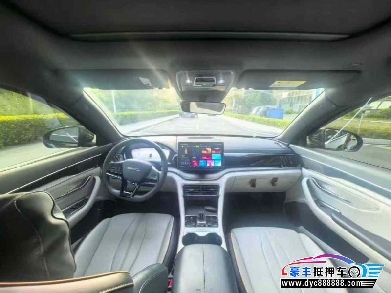 24年比亚迪宋轿车抵押车出售