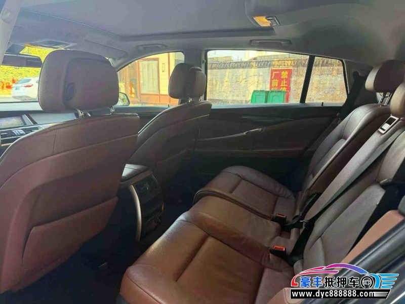 13年宝马5系GT轿车抵押车出售