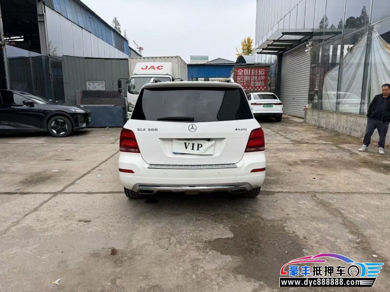 14年奔驰GLK轿车抵押车出售