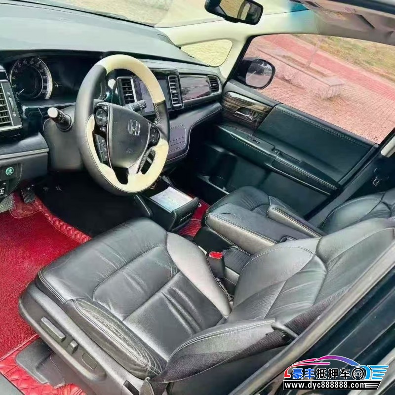 18年本田艾力绅轿车抵押车出售