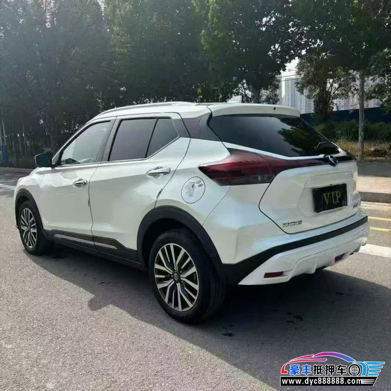 22年日产劲客轿车抵押车出售