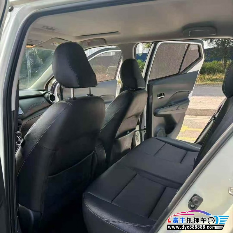 22年日产劲客轿车抵押车出售