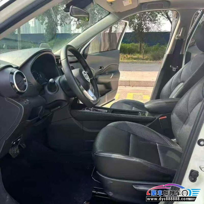 22年日产劲客轿车抵押车出售