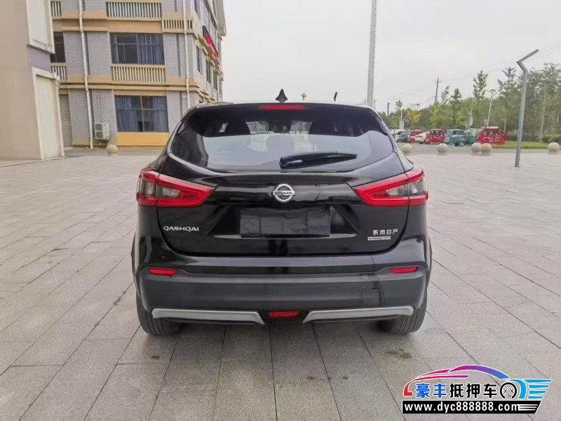 20年日产逍客轿车抵押车出售