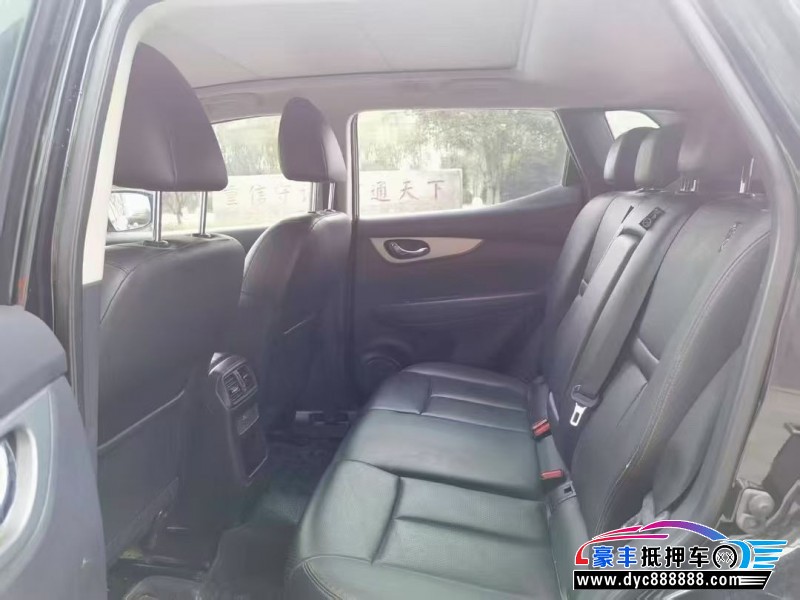 20年日产逍客轿车抵押车出售