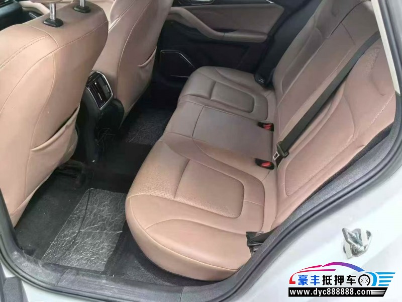 24年奔腾B70轿车抵押车出售