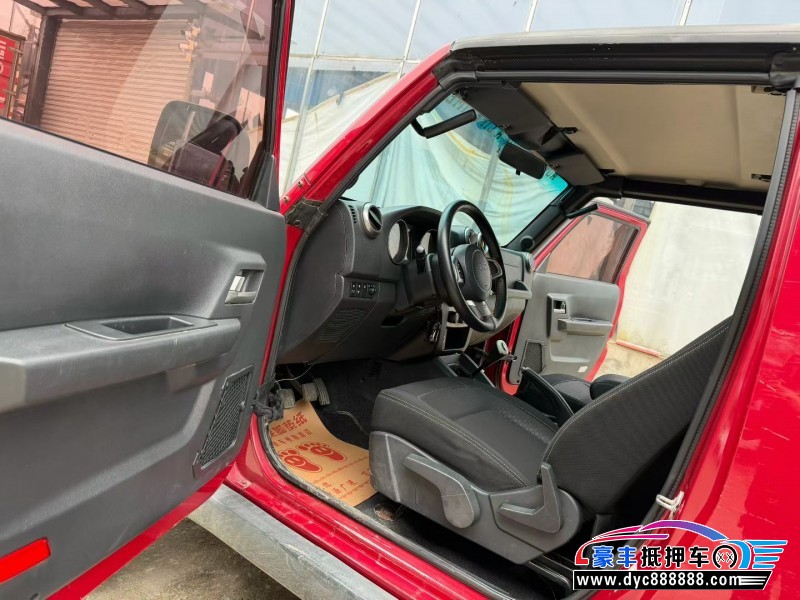 16年北京BJ40轿车抵押车出售