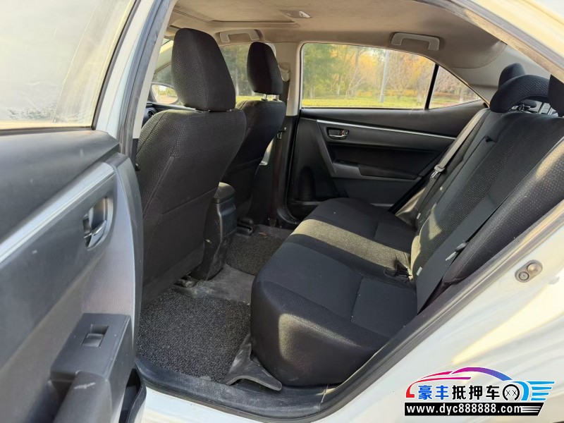 18年丰田雷凌轿车抵押车出售