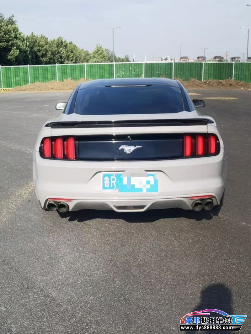 15年福特野马轿车抵押车出售