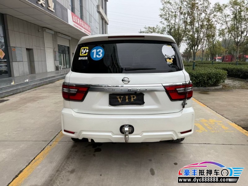 20年日产途乐轿车抵押车出售