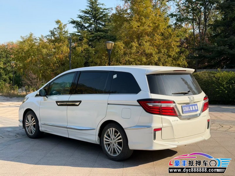 18年本田艾力绅轿车抵押车出售