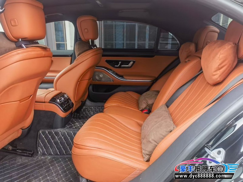 22年奔驰S轿车抵押车出售