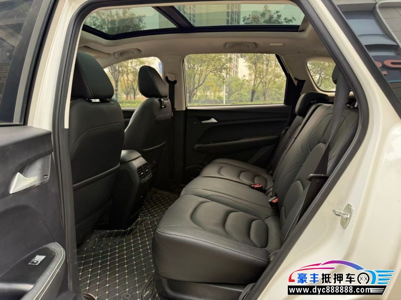 21年宝骏宝骏530轿车抵押车出售