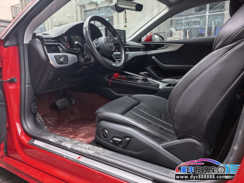 22年奥迪A5跑车抵押车出售