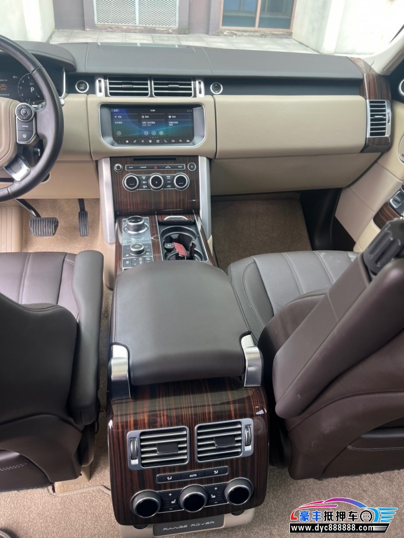 17年路虎揽胜行政SUV抵押车出售