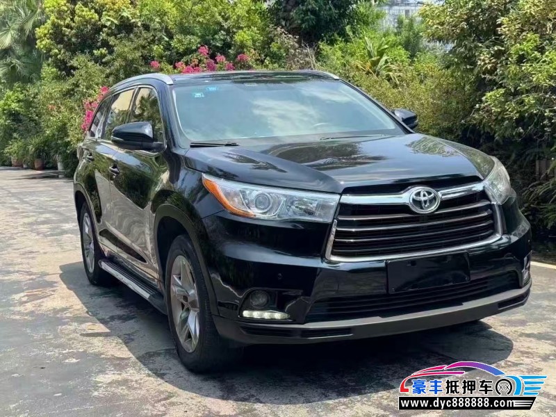 18年丰田汉兰达轿车抵押车出售