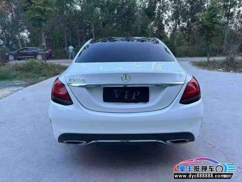 20年奔驰C轿车抵押车出售