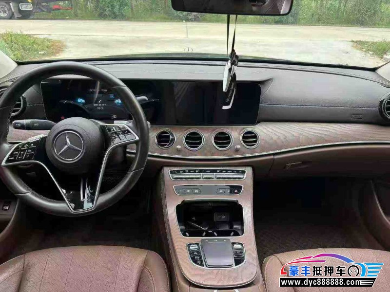 23年奔驰E轿车抵押车出售