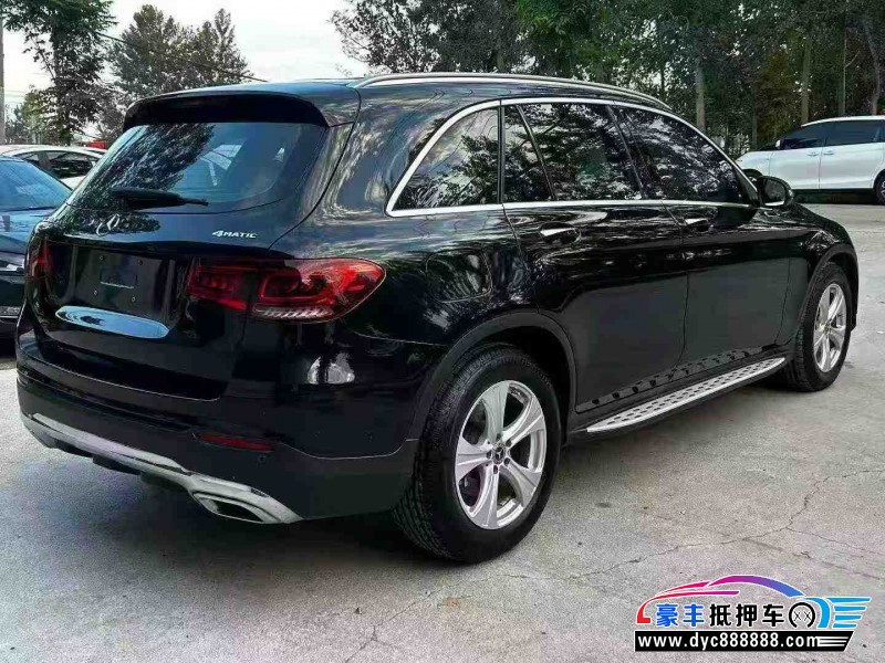 20年奔驰GLC轿车抵押车出售