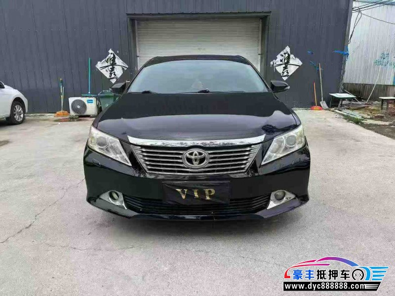 14年丰田凯美瑞轿车抵押车出售