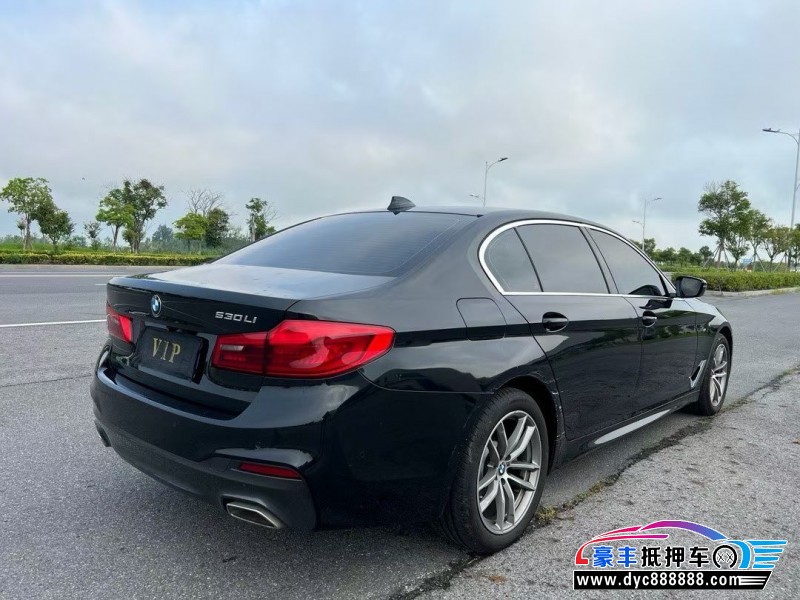 20年宝马5系轿车抵押车出售