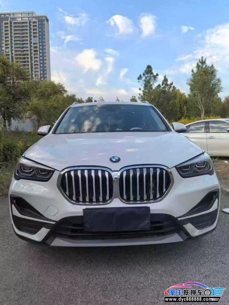 22年宝马X1SUV抵押车出售