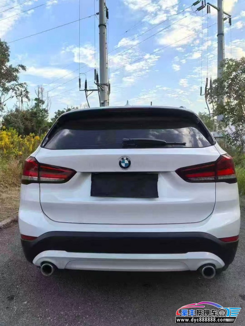 22年宝马X1SUV抵押车出售