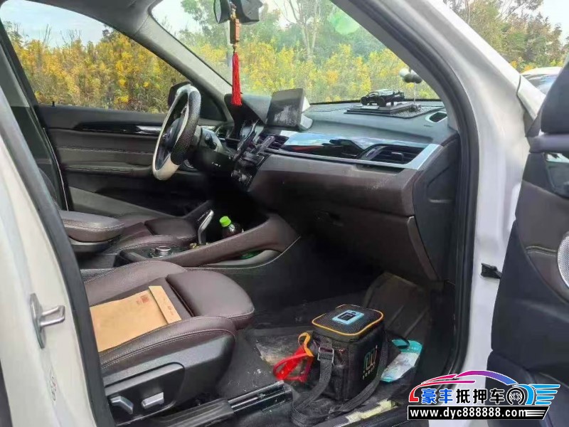 22年宝马X1SUV抵押车出售