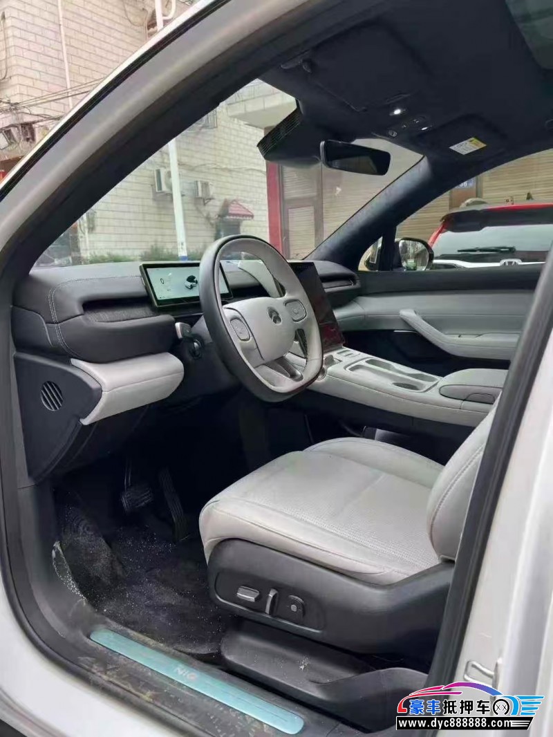 24年蔚来ES6轿车抵押车出售