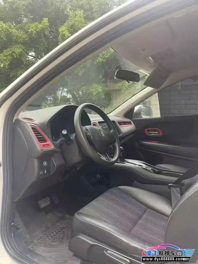 15年本田缤智SUV抵押车出售