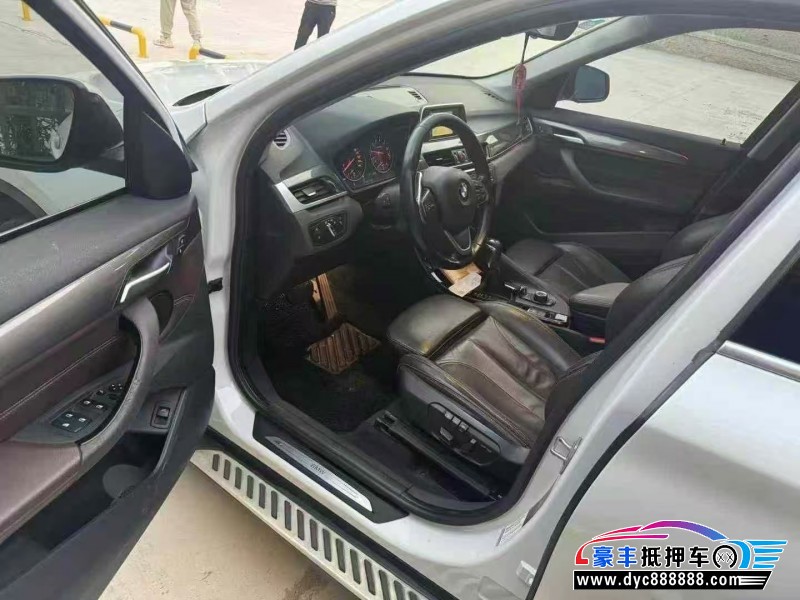 17年宝马X1轿车抵押车出售