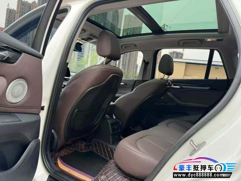 21年宝马X1轿车抵押车出售