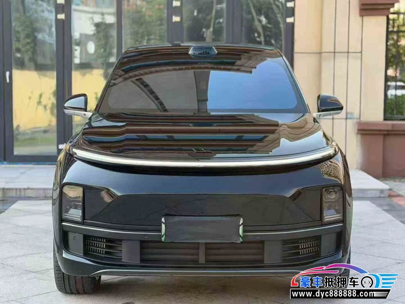 25年理想L8轿车抵押车出售