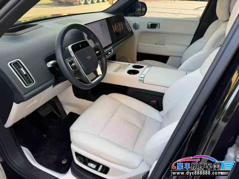 25年理想L8轿车抵押车出售