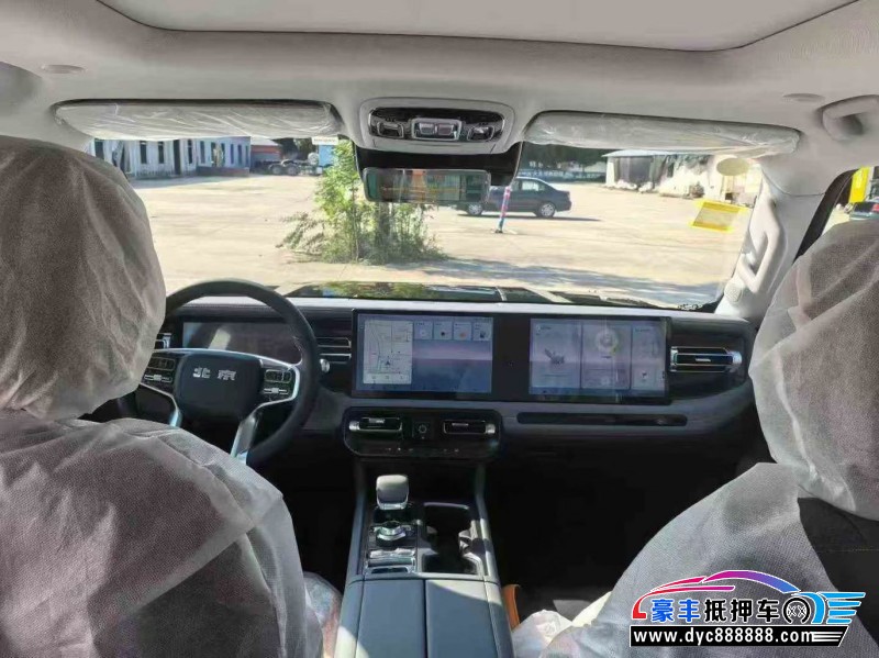 25年北京BJ40轿车抵押车出售