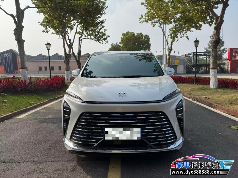 25年别克GL8轿车抵押车出售