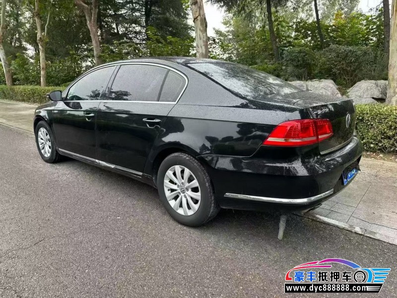 16年大众迈腾轿车抵押车出售