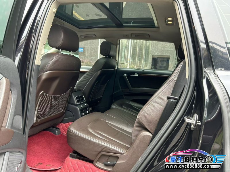 15年奥迪Q7轿车抵押车出售