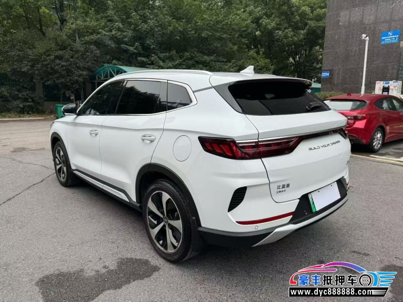 23年比亚迪宋轿车抵押车出售