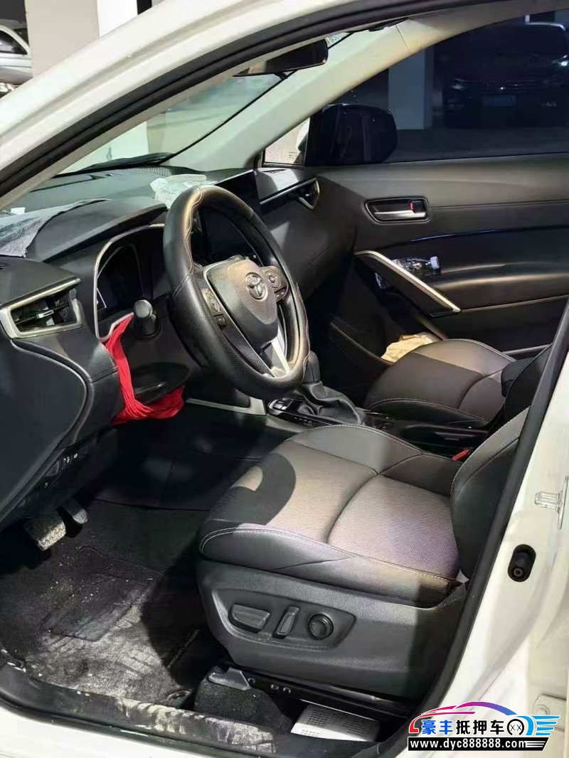 24年丰田锋兰达轿车抵押车出售