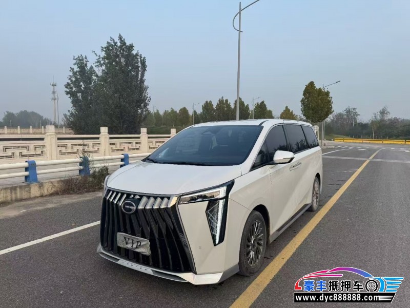 23年传祺M8轿车抵押车出售