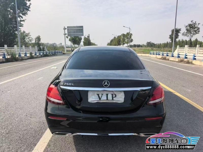 20年奔驰E轿车抵押车出售